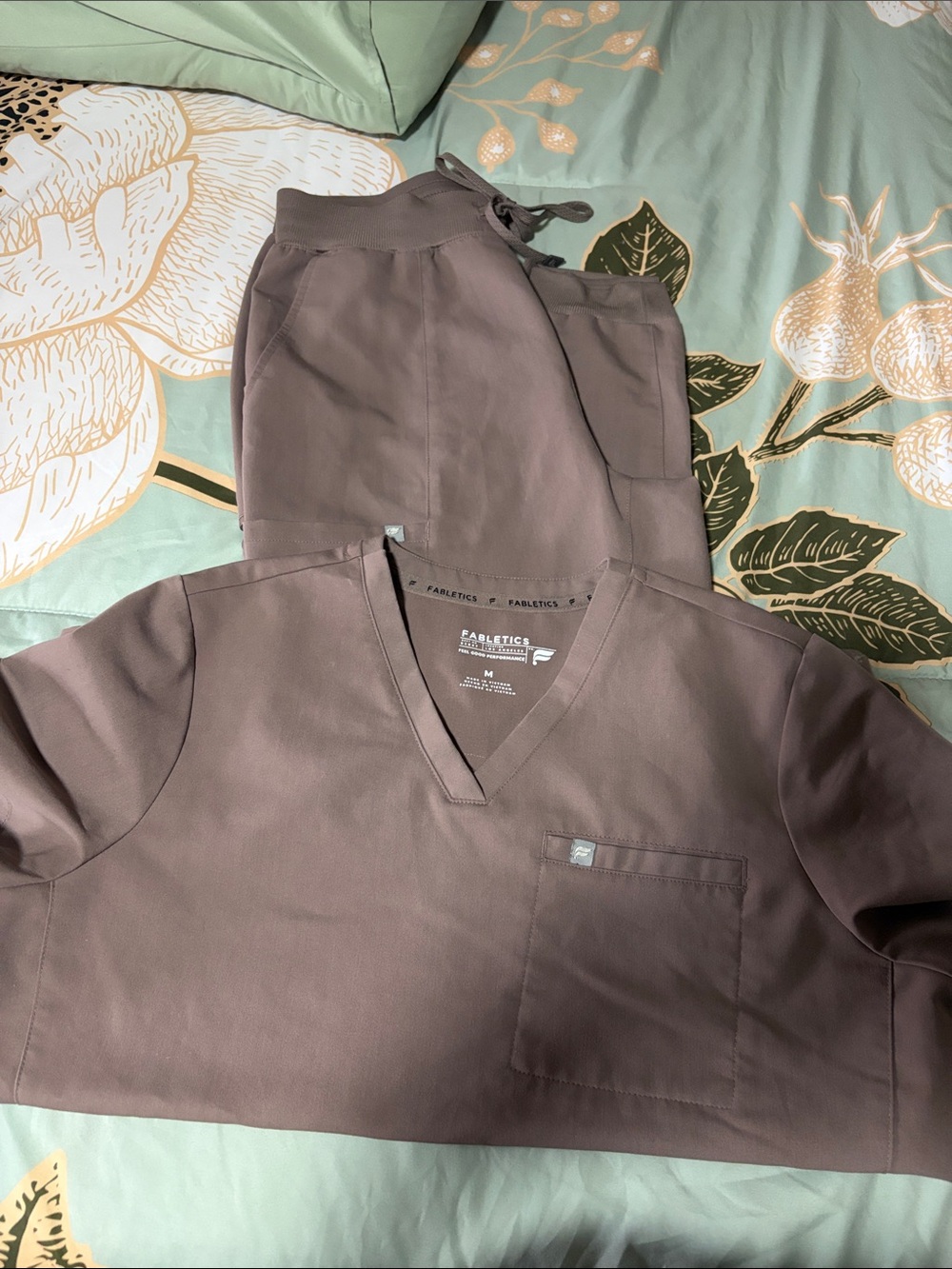 Fabletics Dusty Mauve V-Neck Scrub Set